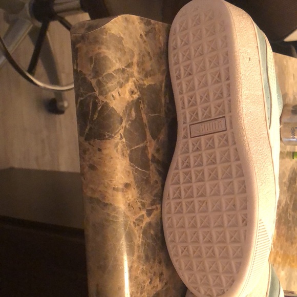 3/$15 Kids puma shoes size 3 - Picture 2 of 3